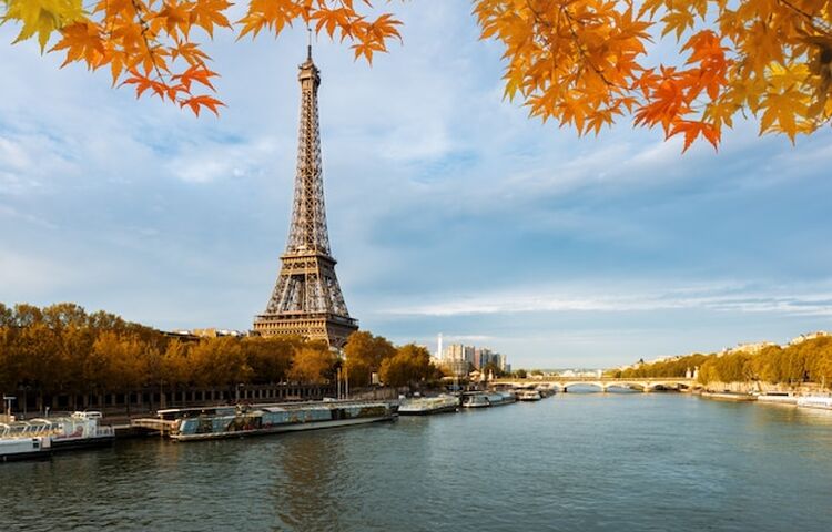 Cuma'dan Pazar'a Kaçamak: Paris Turu